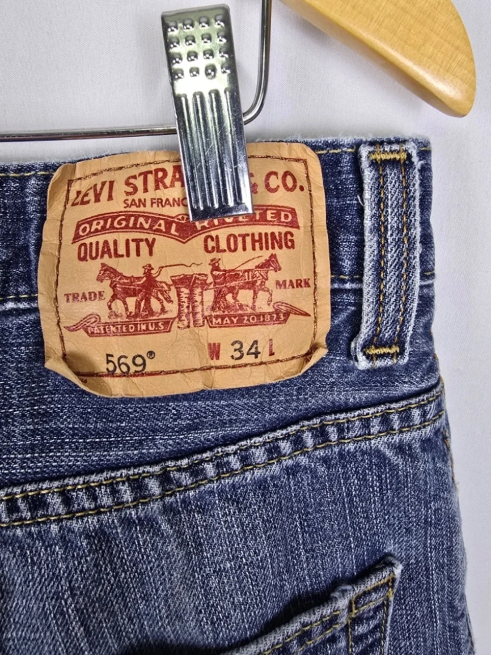 Levi’s 569 Loose Straight Denim Shorts Jorts Men’s 34 Medium Wash 100% Cotton